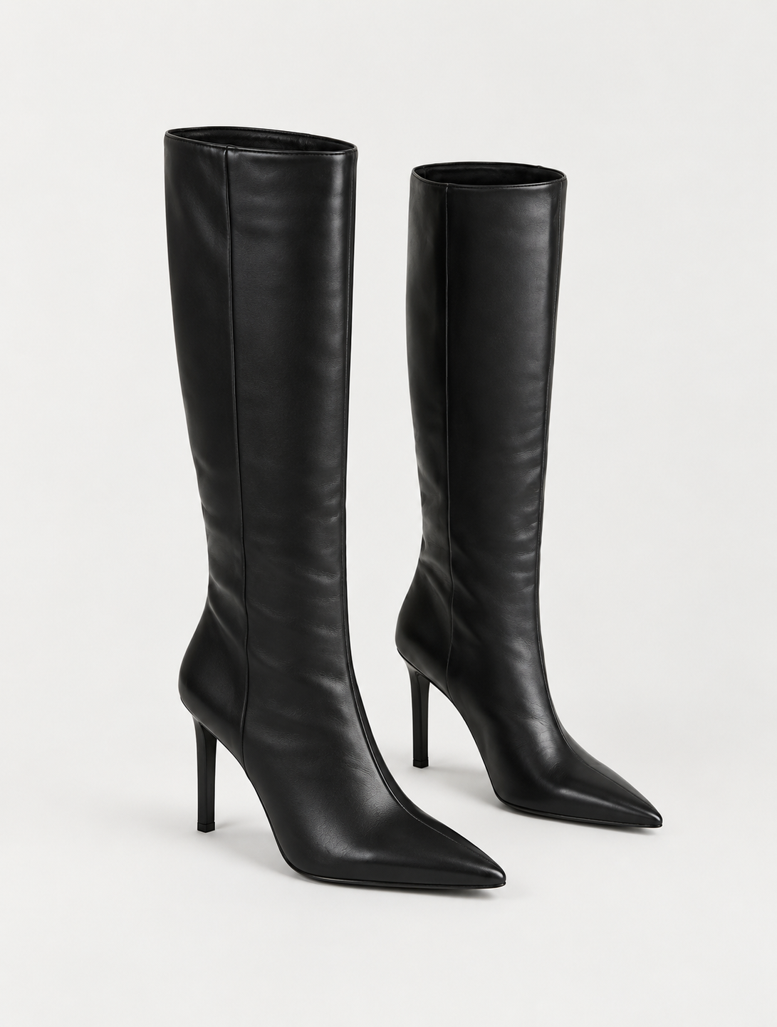 KNEE-HIGH HEELS