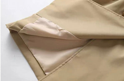 TRENCHCOAT