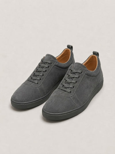 SUEDE SNEAKER