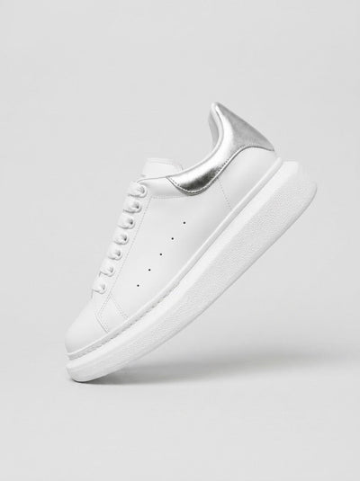 QUEEN SNEAKER