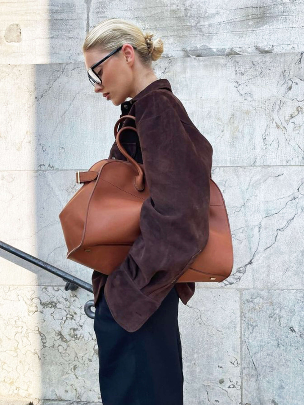 SUEDE SHOPPER