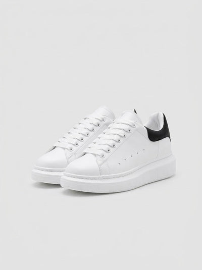 QUEEN SNEAKER