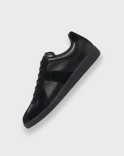 VELIRA SNEAKER